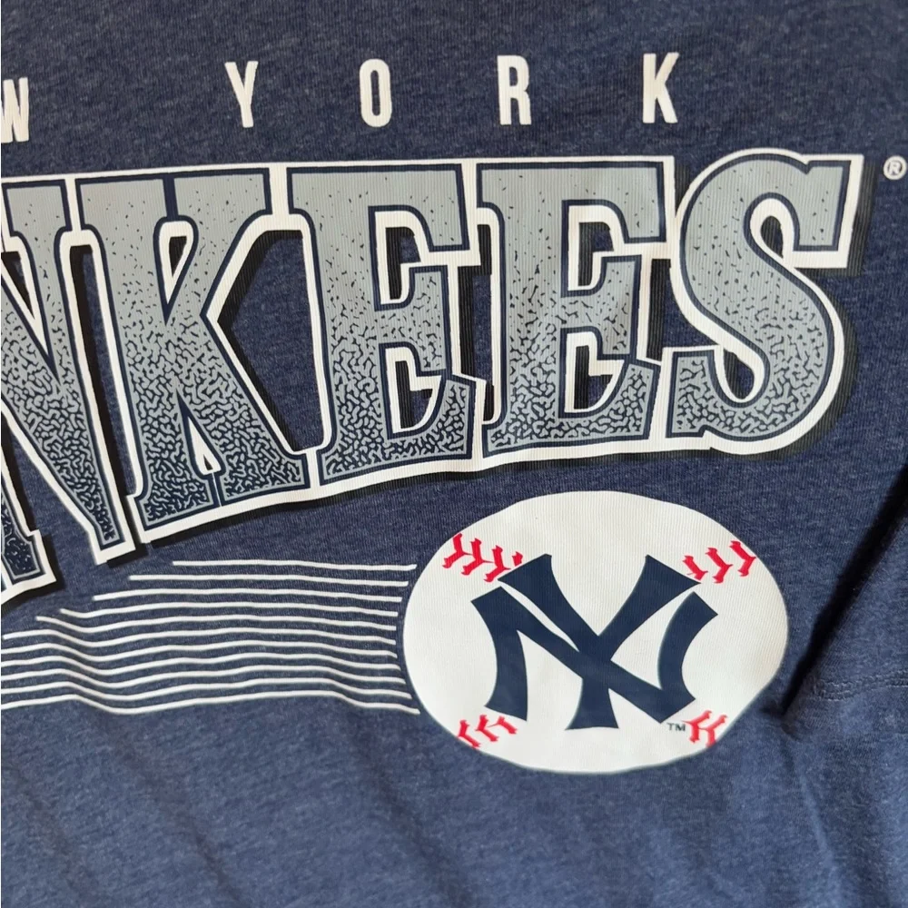 NWT New York Yankees shirt - Picture 3 of 5
